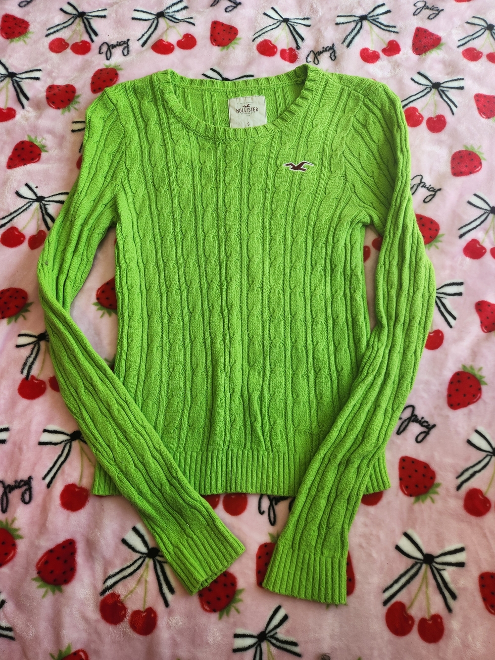 Hollister Women's Cable Knit Sweater - Lime Green Vintage Y2K